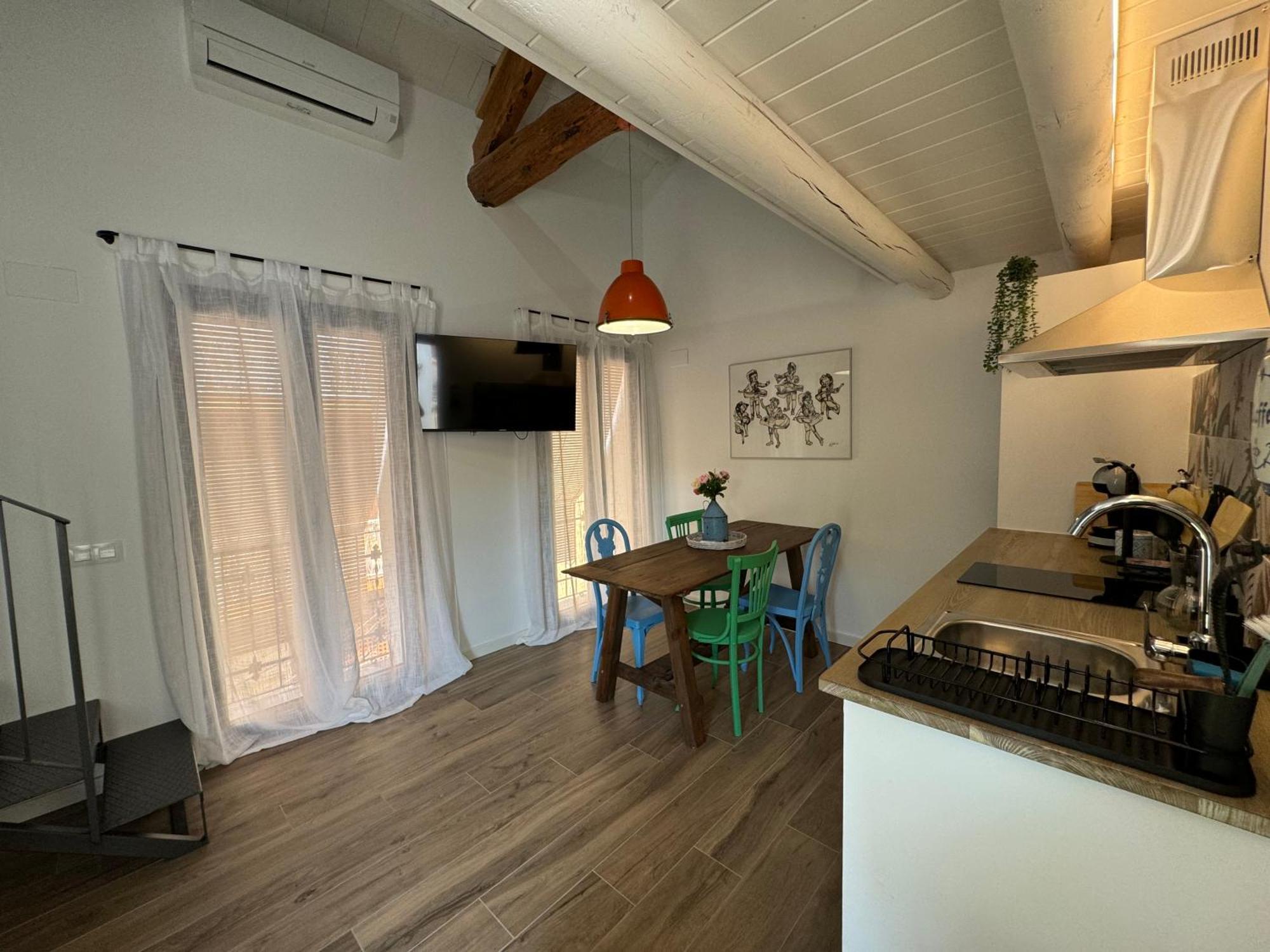 Casa Don Pelayo Boutique Apartments & Cafe Вальдерробрес Экстерьер фото